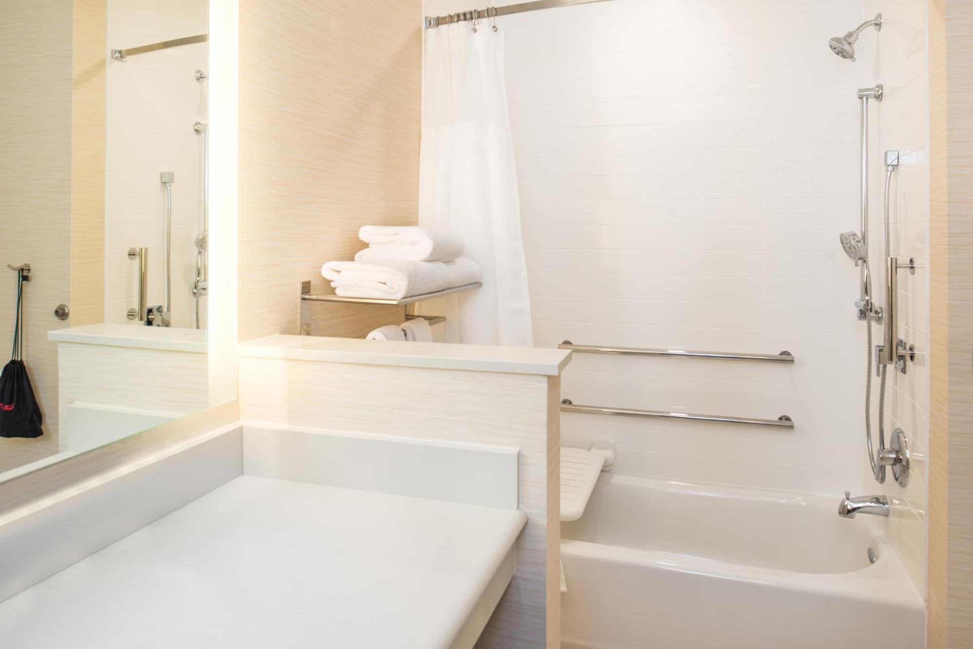 Fairfield Inn & Suites By Marriott Akron Stow Eksteriør bilde